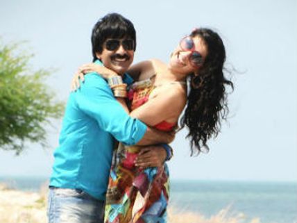 Daruvu Movie Review: Old wine in new bottle