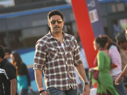 Abhishek has dual avatar in Rohit Shetty's Bol Bachchan