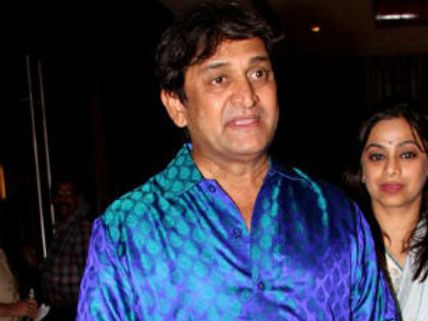 Mahesh Manjrekar turns baddie in Ajith Kumar film