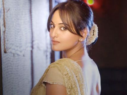 Sonakshi Sinha open for item numbers
