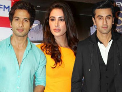 Ranbir Kapoor, Shahid Kapoor ignoring Nargis Fakhri
