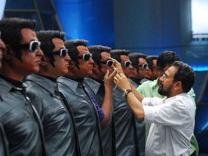 Robot art director Sabu Cyril to design Bigg Boss 6 house at Lonavala!