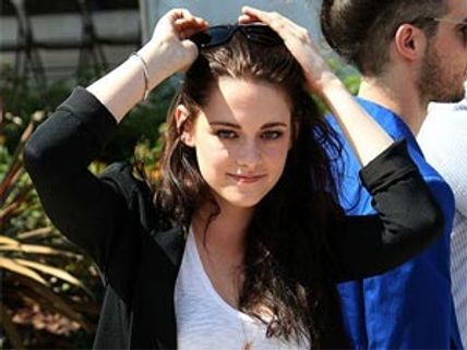 Kristen Stewart tops Forbes list of highest paid actress