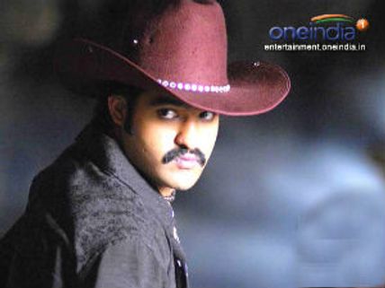 Junior NTR not playing James Bond in Baadshah: Gopi