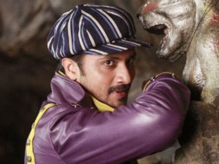 Aditya debuts in Tamil with Vaalu