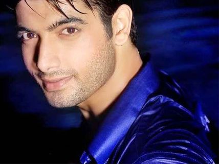 Exclusive Interview: Sharad Malhotra speaks on his debut film From Sydney With Love