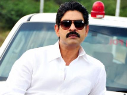 Jagapathi Babu joins Sudeep's Bachchan shoots