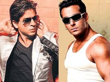 When Salman Khan's friend bumped into Shahrukh Khan!