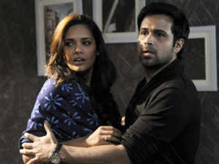 Emraan Hashmi is like my mentor: Esha Gupta