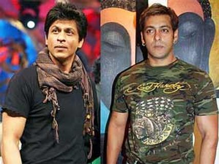Shahrukh Khan in love with Salman Khan-Katrina Kaif jodi!