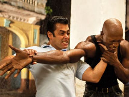Salman Khan's Ek Tha Tiger fever grips Tamil Nadu