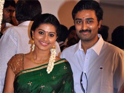 Sneha's birthday gift to Prasanna