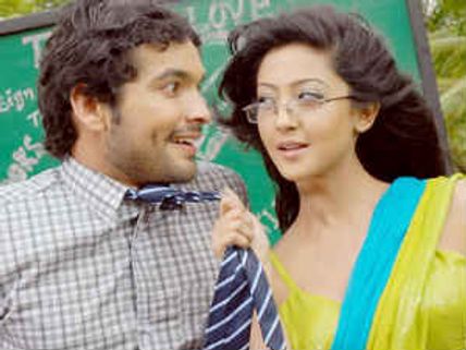 Diganth admits dating Aindrita Ray