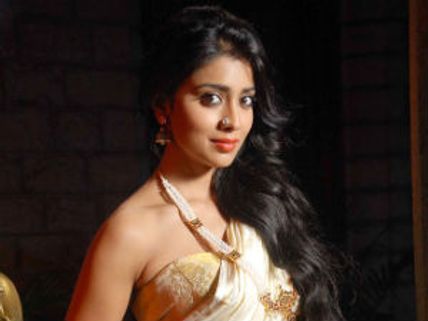 Shriya Saran's celebrating birthday in Toronto