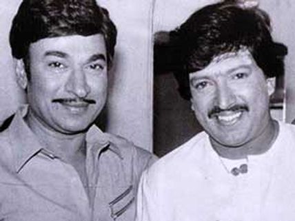 Rajkumar-Vishnuvardhan's contribution questioned by a poet