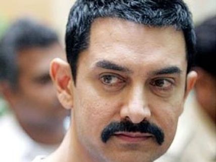 Aamir Khan's Talaash music launch in red light area!