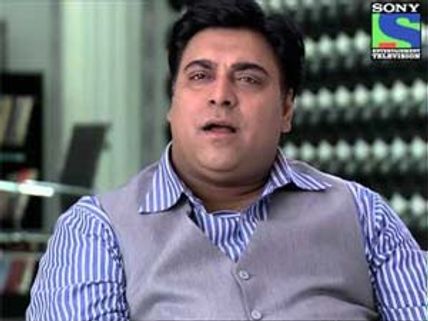 Bade Acche Lagte Hain – October 4 Serial Update