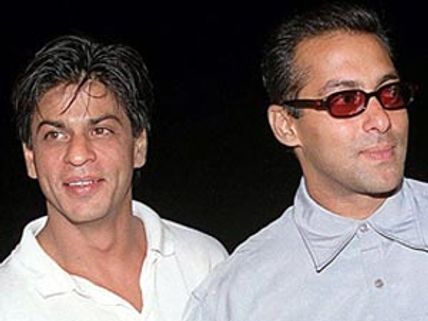 Shahrukh Khan's Jab Tak Hai Jaan will beat Salman's Ek Tha Tiger!