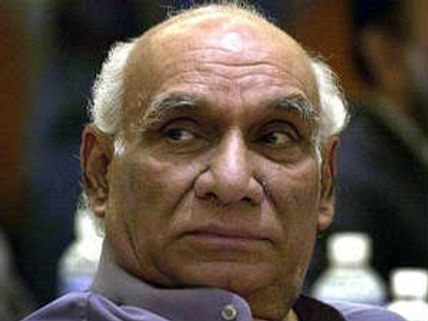Yash Chopra's sudden death shocks Tollywood