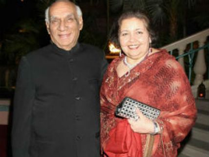 Despite Yash Chopra's death, Jab Tak Hai Jaan to have a grand premiere