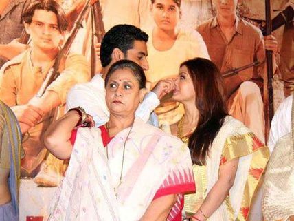 Rare and Unseen pictures of Birthday girl Aishwarya Rai Bachchan 