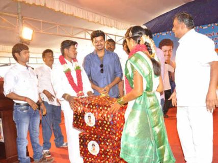 Pictures: Vijay presides over wedding in Hosur