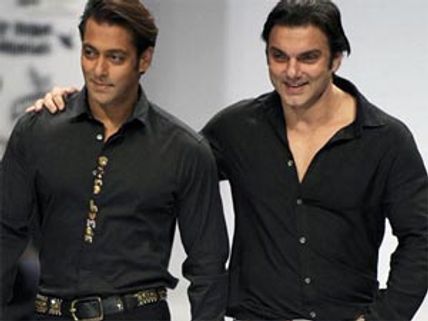 Sohail Khan teams up with Salman Khan's enemy!