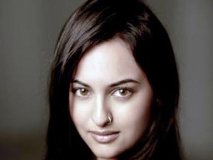 What can make Salman Khan slap Sonakshi Sinha?