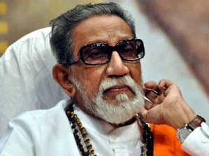 Bal Thackeray’s death: Tollywood offers condolences to his family