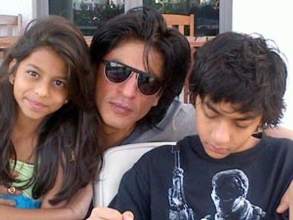 Shahrukh Khan's kids Aryan-Suhana call him monster!