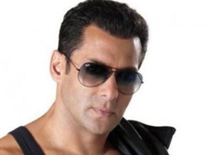 Bighearted Salman Khan takes Dabangg 2 crew on shopping