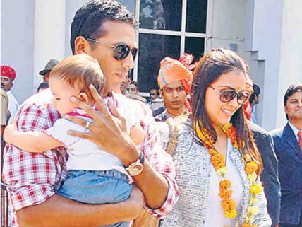Pictures: Bollywood celebs with their children