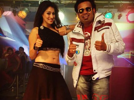 Pictures: Sexy Lakshmi Rai dances with Premji