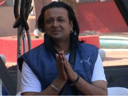 Bigg Boss 6: Santosh Shukla evicted from house after Nirahua