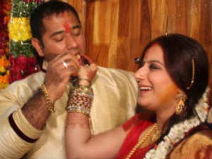 Pooja Gandhi's ex-beau blames her mom for break up