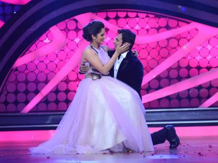 Photos: Sania Mirza, Shoaib Malik shake leg in Nach Baliye 5