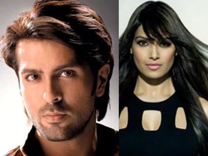 Bipasha Basu dating Priyanka Chopra's ex-boyfriend?