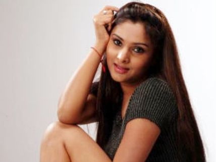 Ramya out of Shivaraj Kumar's Aryan