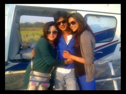 Rare and Unseen pictures of Shahrukh Khan, Deepika Padukone!