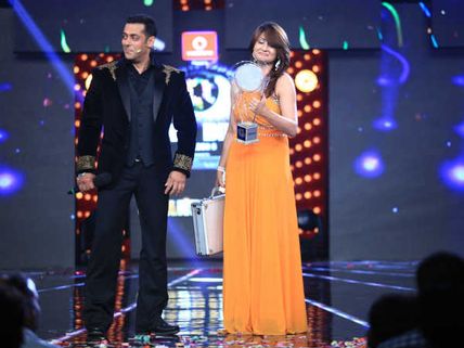 Bigg Boss 6 rare photos: Urvashi is a tough single mother