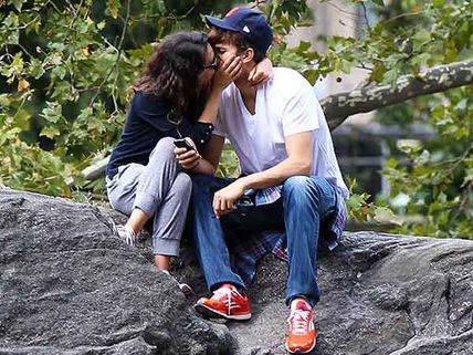 Mila Kunis-Ashton Kutcher to wed in April