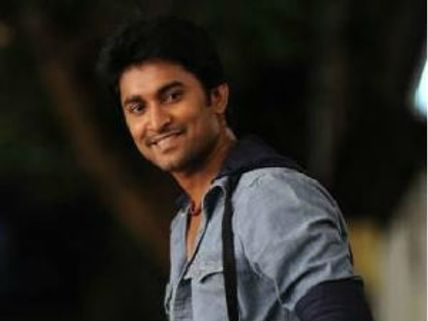Nani dubs his voice for Varun-Sundeep's D for Dopidi