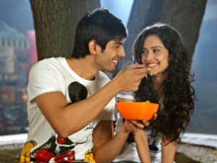 Akaash Vani Movie Review - Watch it for Nushrat, Kartik