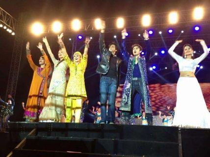 SEE PICTURES: Shahrukh Khan rocks the Temptations concert, Muscat!