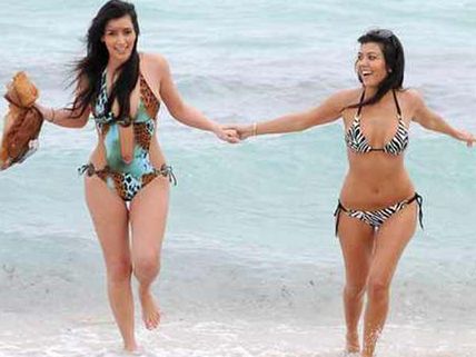 When Kim Kardashian lashed out at sister Kourtney - See Rare, Hot Pictures