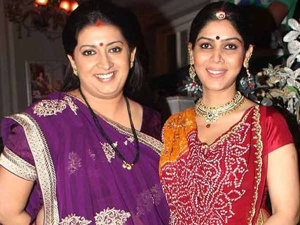 Smriti Irani, Sakshi Tanwar join hands for Ekta's Ek Thi Naayika