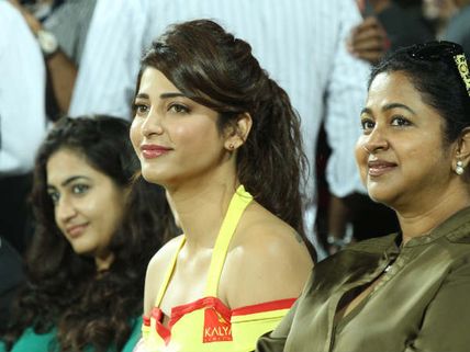 CCL Match Pics: Chennai Rhinos beats Bengal Tigers