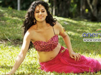 Hot and happening Tapasee wants to do more B-Town films