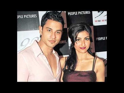 Rare-Unseen pictures of Saif's sister Soha Ali Khan and boyfriend Kunal Khemu