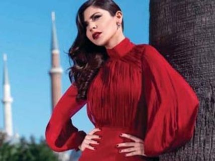 Anushka Sharma to star opposite Hrithik Roshan in Paani?